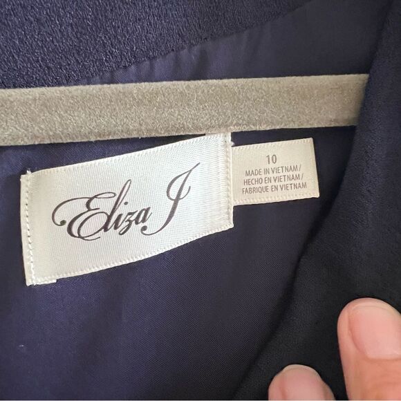 Eliza J Signature Stretch Crepe Solid Midi Dress - Picture 5 of 16